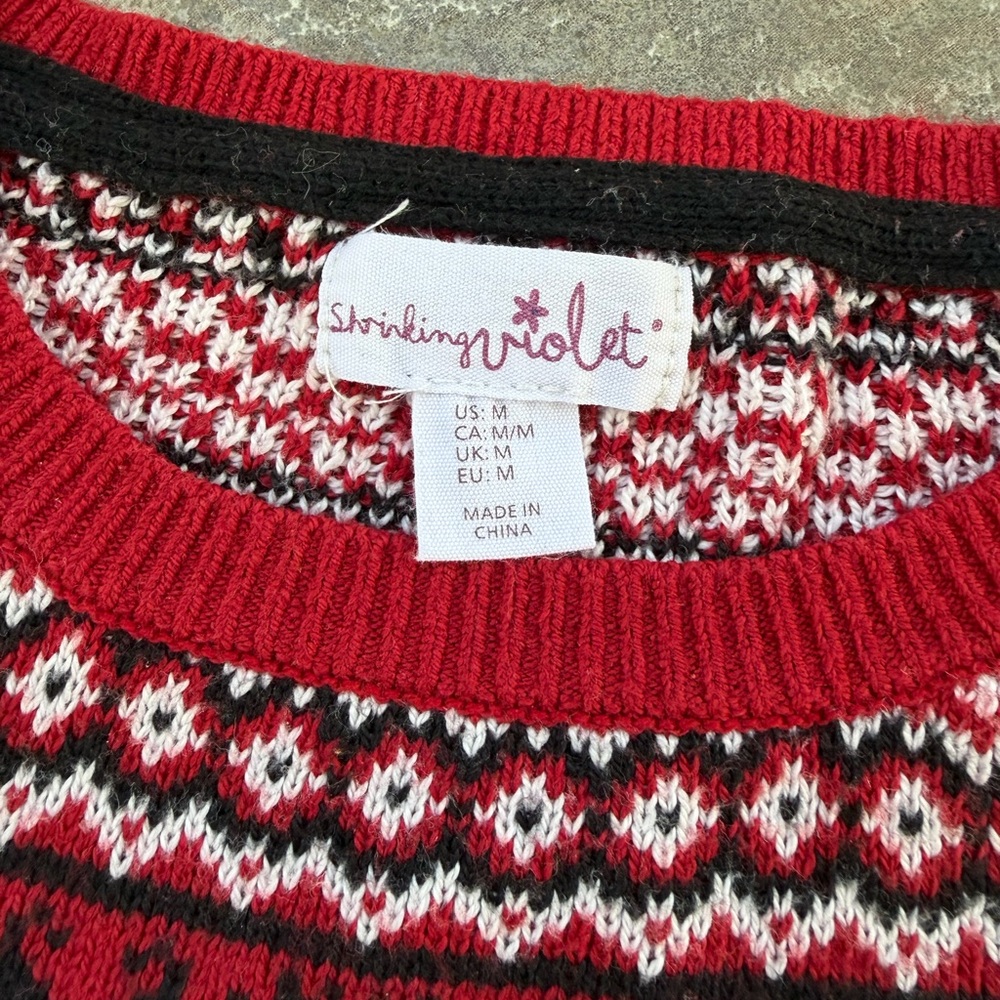 Shrinking Violet Red and White Knit Sweater - Picture 2 of 3